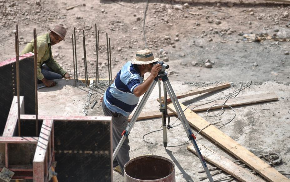 Land Surveyor How It Works in Melrose